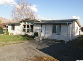 911 Van Arsdol St, Clarkston, WA 99403