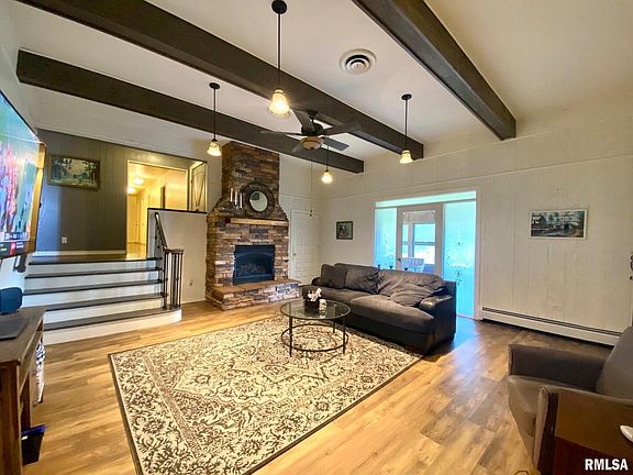 3rd image of 11694 Southpoint Ln