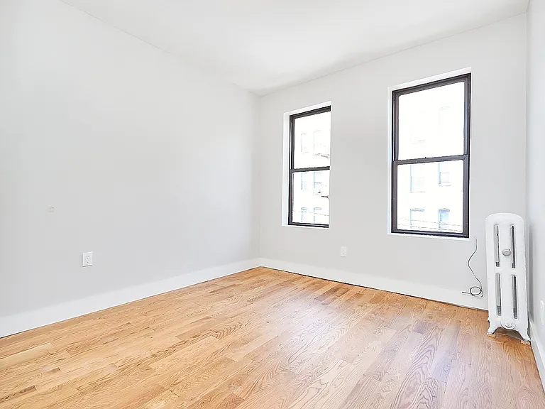 1421 Lincoln Pl #2B — Photo 3