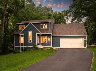 7389 Vancouver Rd, Eden Prairie, MN 55346