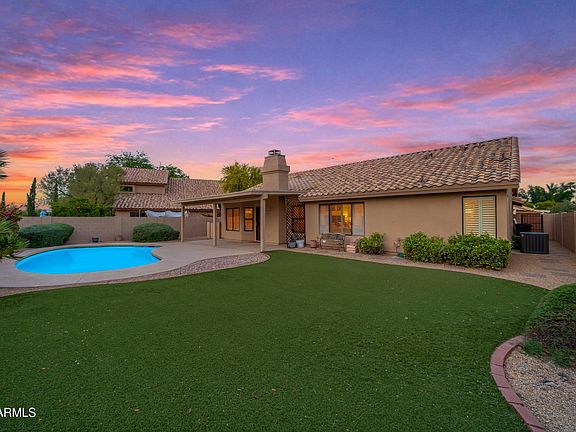 2nd image of 1366 N LAVEEN Drive