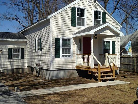 2nd image of 13 Katherine St
