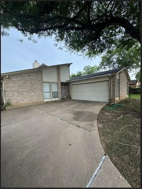 3 bed, 2.0 bath, 1485 sqft, $1,875 — Photo 2