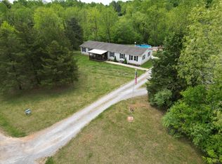 1122 Walnut Springs Dr, Bedford, VA 24523