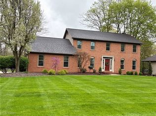 8616 Four Seasons Trl, Poland, OH