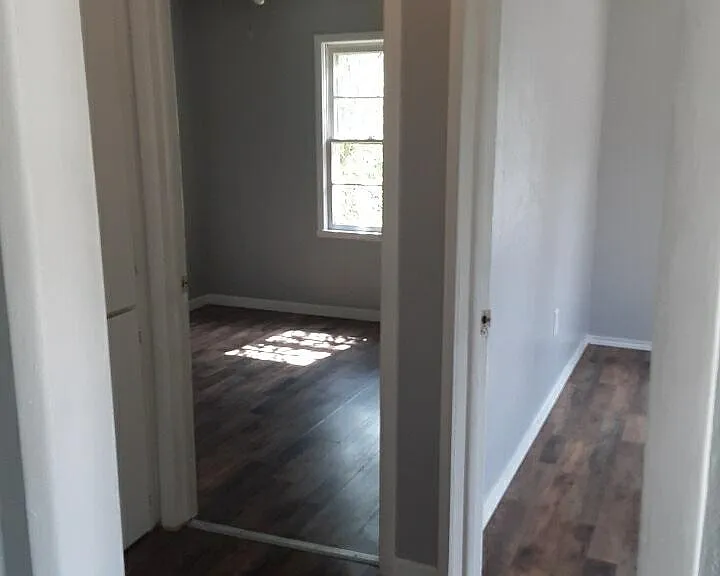 614 N I St — Photo 4