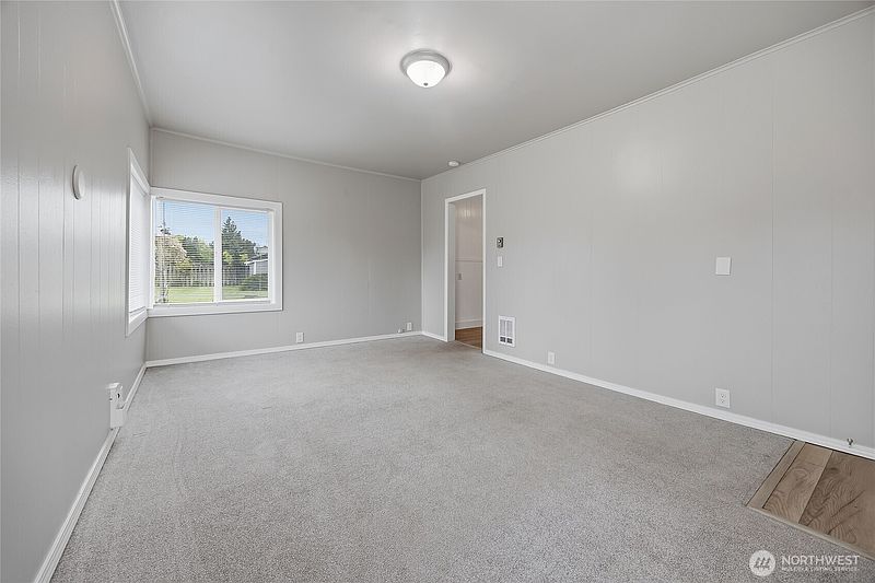 4th image of 2119 Walnut Street #C