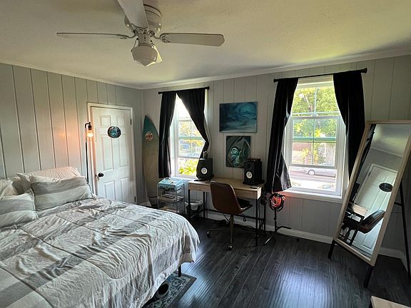 4th image of 2123 Yosemite Dr #1