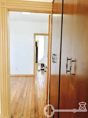 Rented by Brooklyn Key | media 23