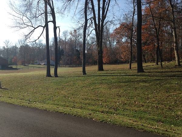 2nd image of Plenmar Dr Lot 34