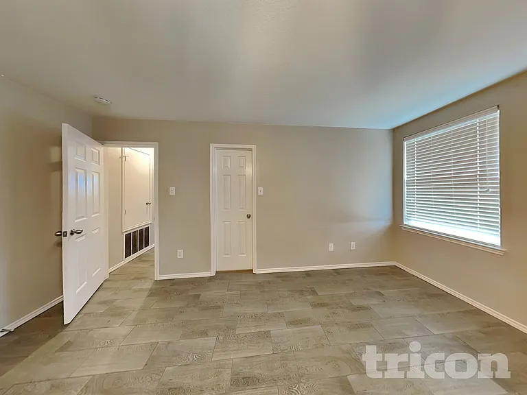 7412 Sienna Ridge Ln — Photo 8