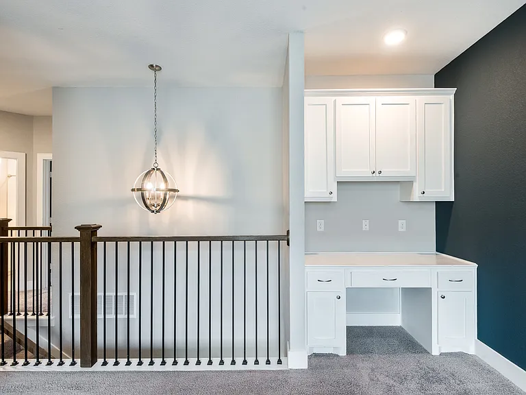 2133 Lovedale Ave #204 — Photo 8