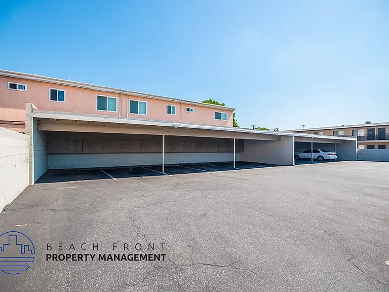 9539 Firestone Blvd. — Photo 7