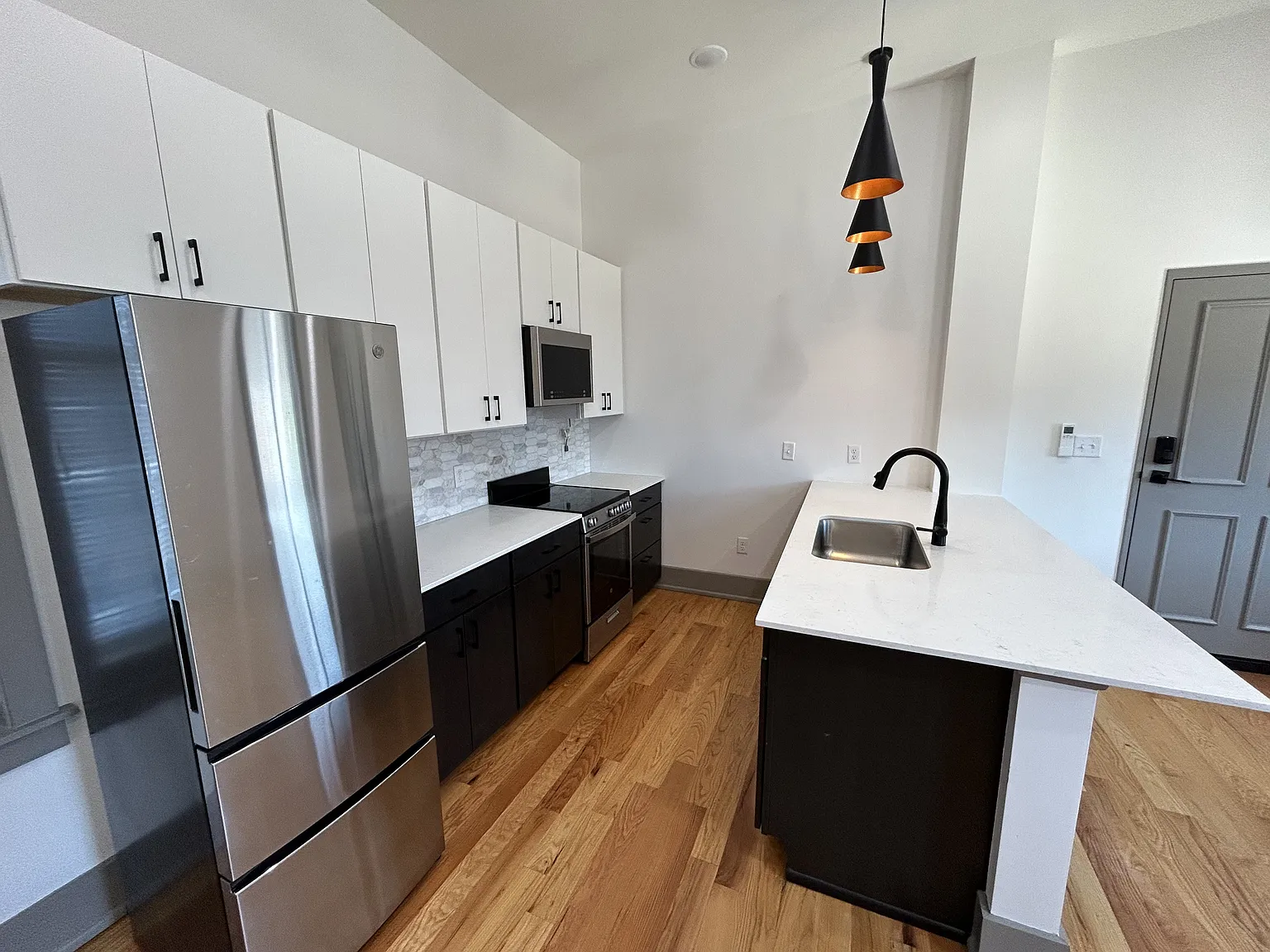 1 bed, 500 sqft, $1,250 — Photo 2