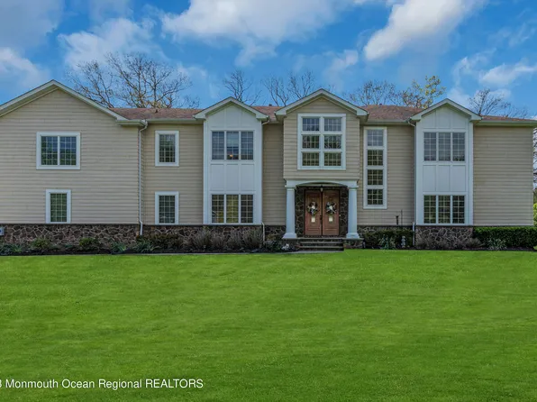 14 Northwoods Road, Ocean Twp, NJ 07712