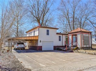 506 E Harrison St, Eldon, MO 65026