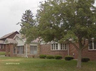 8870 Lakeshore Rd, Lakeport, MI 48059