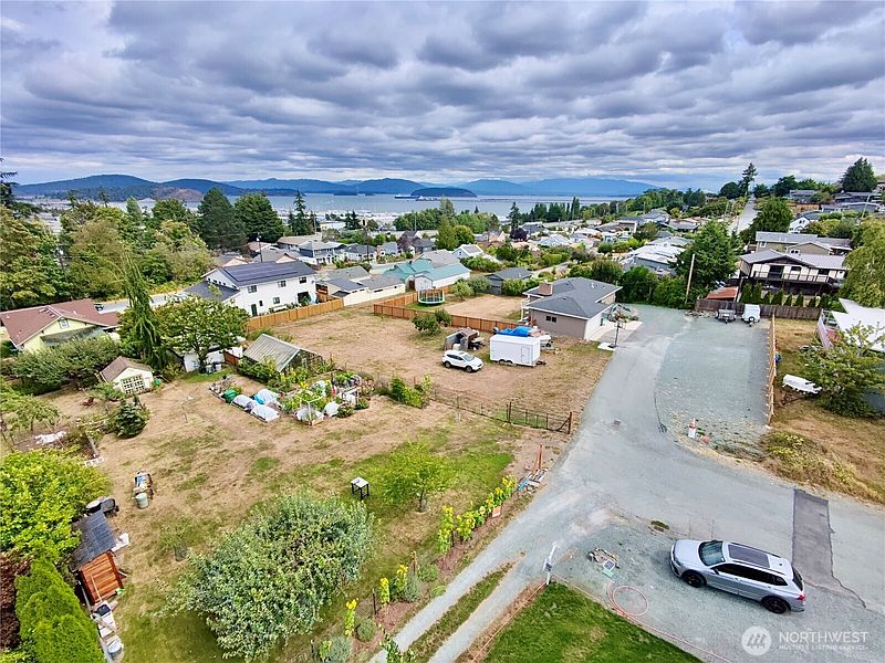 2nd image of 3804 Q Avenue
