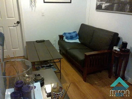 Rented by EXR | media 3