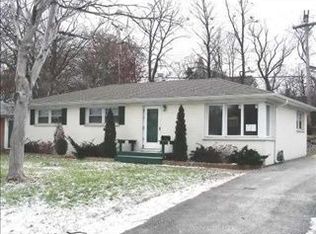 836 W Hinsdale Ave, Hinsdale, IL 60521