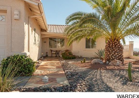 2nd image of 2960 Dogwood Dr