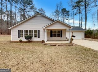 1105 Allen Rd, Grantville, GA 30220