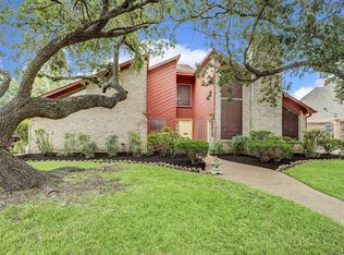 3215 Chris Dr, Houston, TX 77063