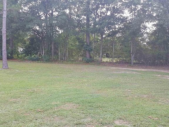5th image of 225 Mattie Dr