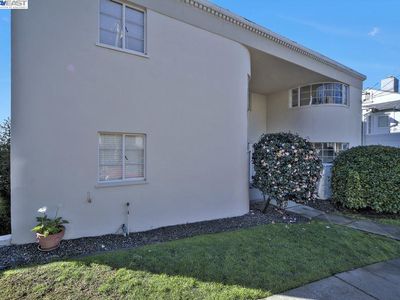 1521 Leimert Blvd, Oakland, CA, 94602