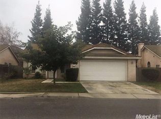 2421 Rainwood Dr, Oakdale, CA 95361