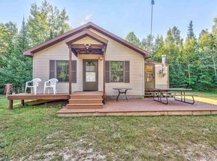 1647 W Edge Rd, Germfask, MI 49836
