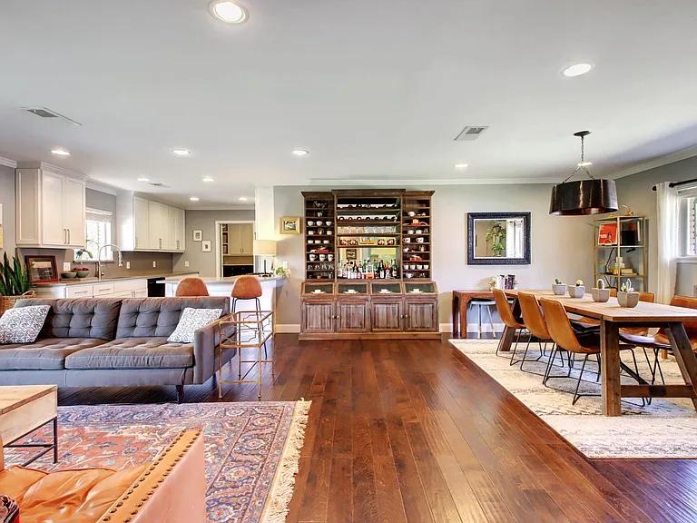 1903 Teakwood Dr — Photo 17