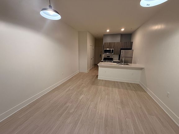 5th image of 278 Fairmount Ave #206