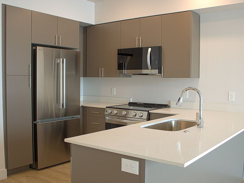 A Kitchen That Works for Everyday Life