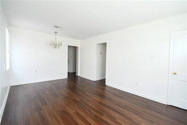 3 bed, 1.0 bath, 925 sqft, $1,500 — Photo 4
