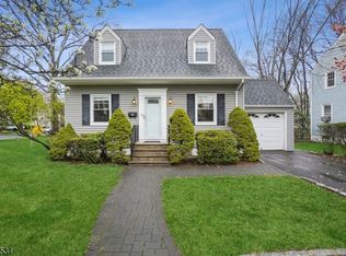 22 Owaissa Ave, Springfield, NJ 07081
