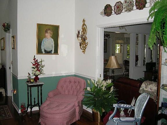 4th image of 319 Brooke Elyse Ln