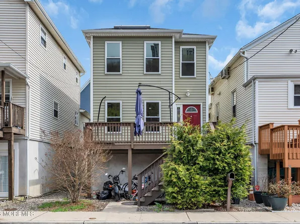 13 Locust Street, Highlands, NJ 07732