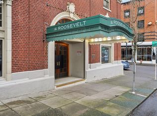 1005 SW Park Ave Unit 703, Portland, OR