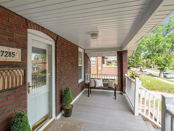 3rd image of 7285 Gayola Pl