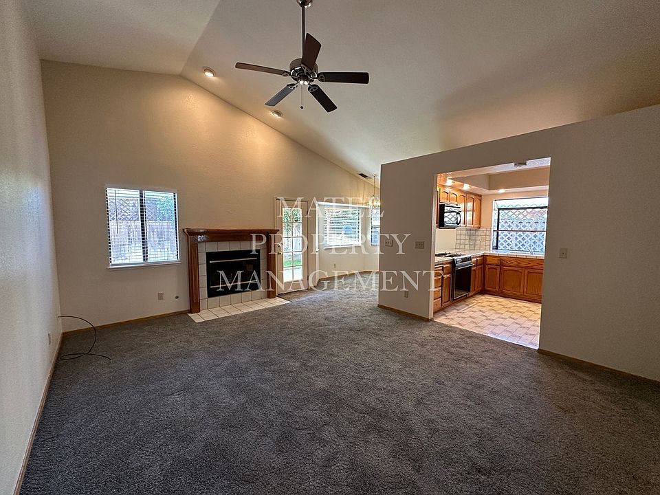 1st image of 2840 McNeil Dr