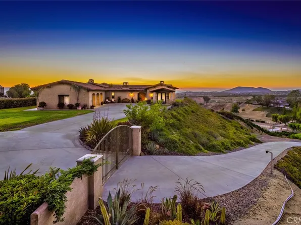 37605 Via De Los Arboles, Temecula, CA 92592