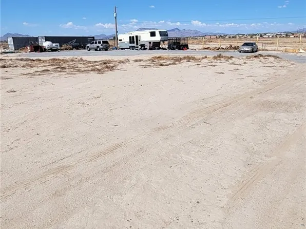 2640 E Hacienda St, Pahrump, NV 89048