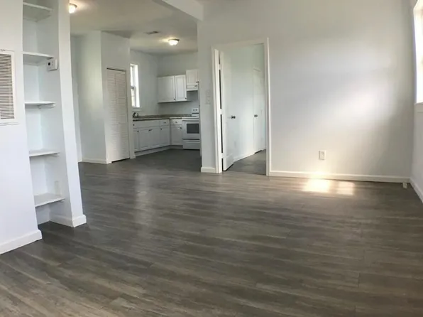 Galveston 4-plex Ave K