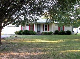 2102 Asbury Rd, Manchester, TN 37355