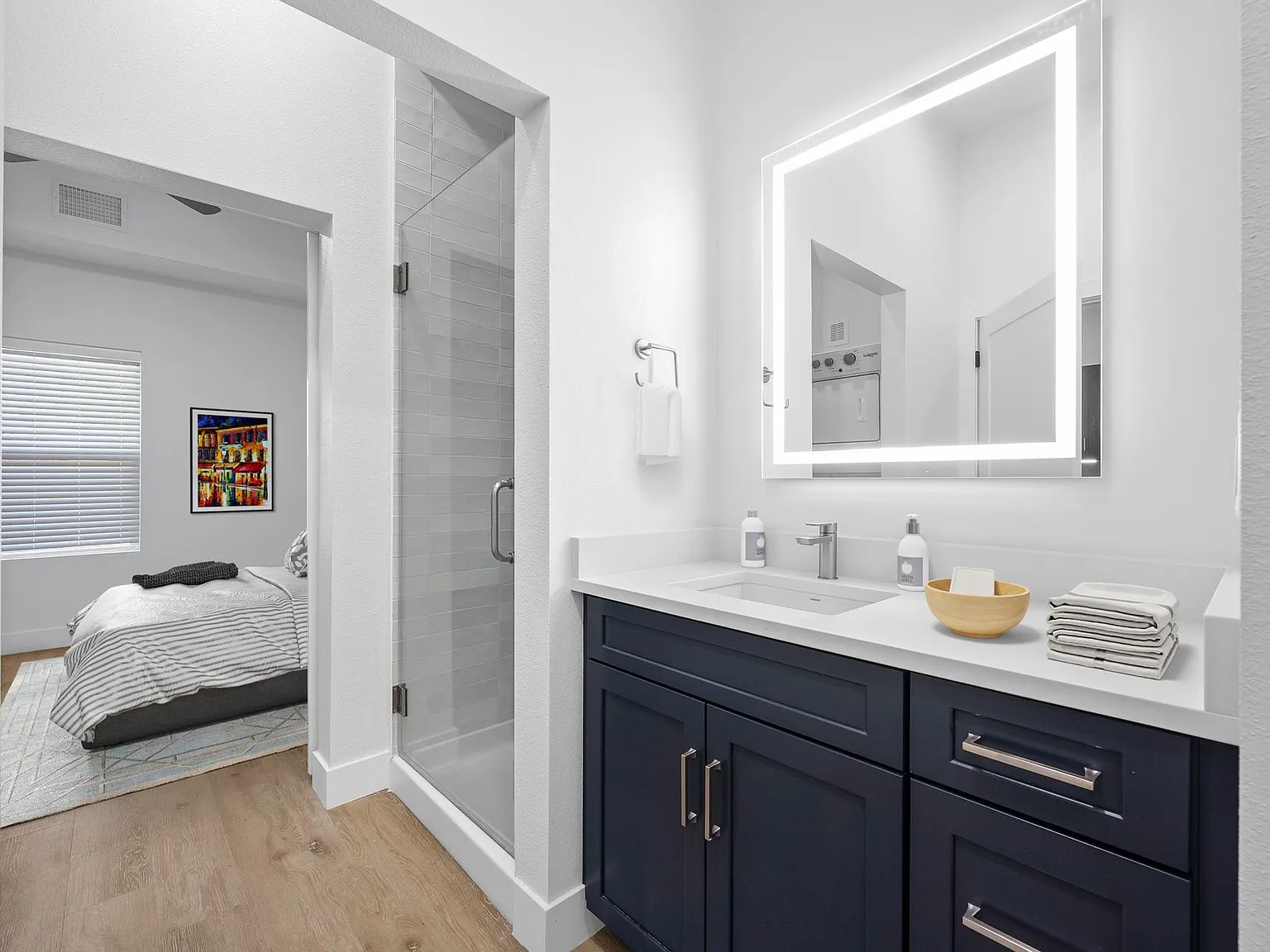 Poplar Place - Stunning Boutique Apartments — Photo 4