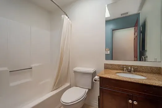 113 N Alvarado St #B — Photo 17