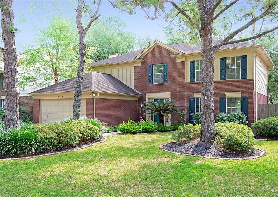Welcome to 7438 Shangrila Lane.