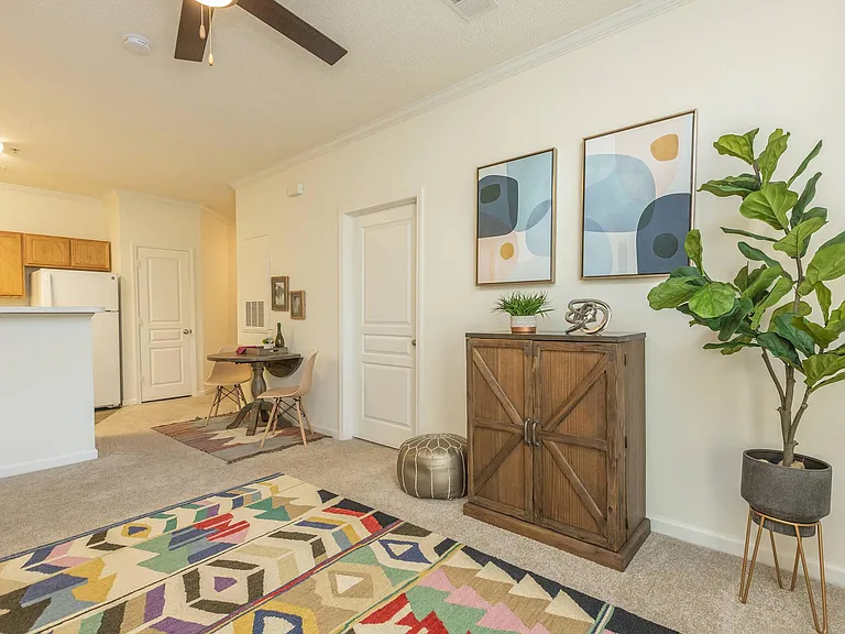 Willow Glen — Photo 26