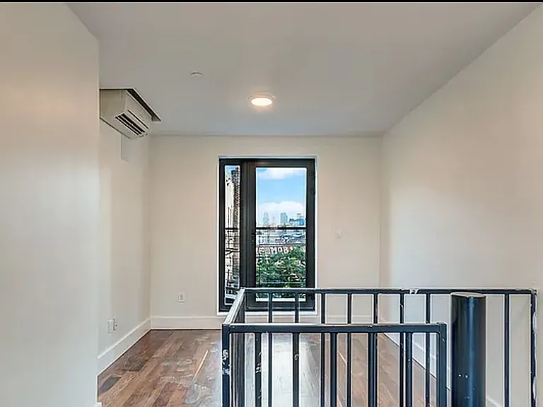 364 Bedford Ave #5G — Photo 12